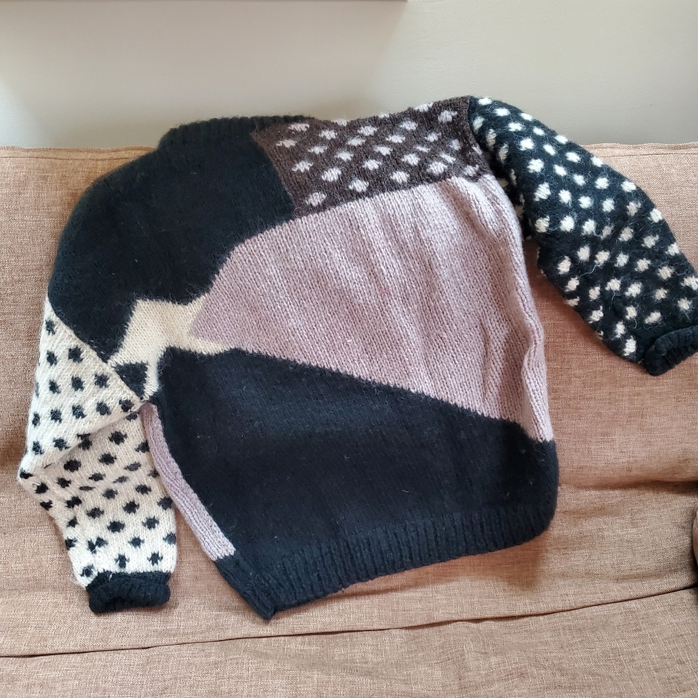Hand Knit Chunky Oversized Sweater - Picture 3 of 3